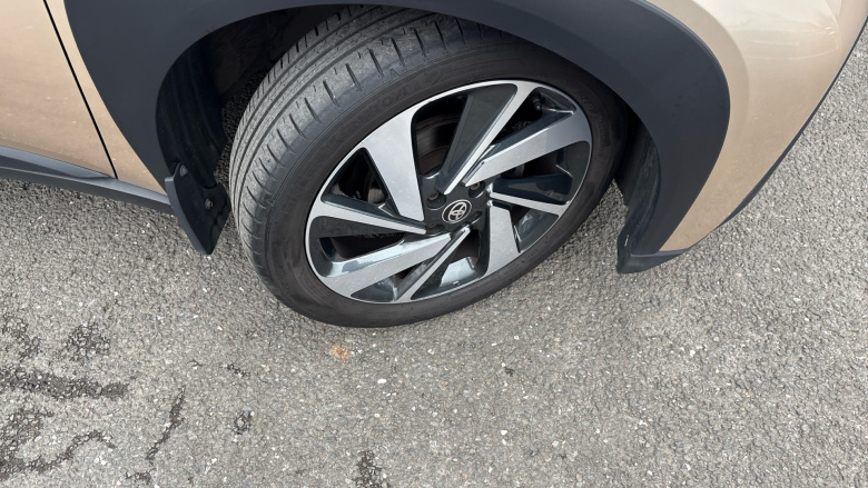 Toyota Aygo X 1.0 VVT-i Edge 5dr Petrol Hatchback